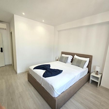 Hotel Veizi Хімара Екстер'єр фото